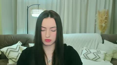 Christina Florence online show from 16, 6, 2026
