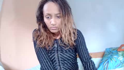 christine213 online show from 10, 3, 2025