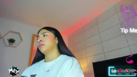 Christine  online show from 15, 10, 2025