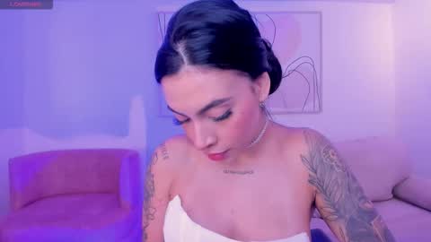 Christine Ford online show from 5, 11, 2025