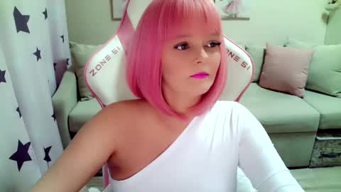 Snapshot of christirose chatting on 5, 3, 2025 Christi online show from 5, 3, 2025