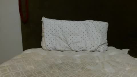 Snapshot of christophe_throbin chatting on 6, 10, 2025 christophe_throbin online show from 6, 10, 2025