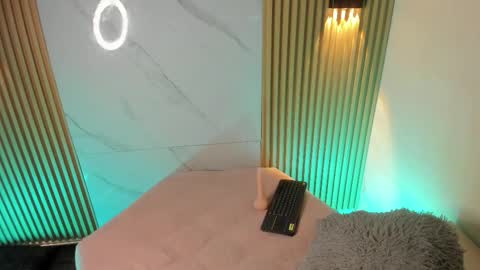 Chrisopher Hunter online show from 2, 3, 2026