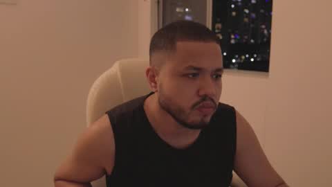 Snapshot of christopherdav chatting on 27, 11, 2025 Chris online show from 27, 11, 2025