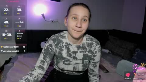 christyw3b online show from 1, 4, 2026