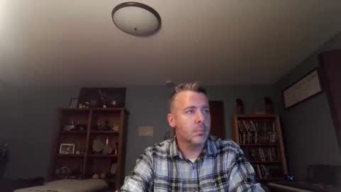 chrisw8121 online show from 25, 11, 2025