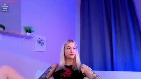 Snapshot of chrome_heartz chatting on 27, 4, 2026 EvaBlonde TayaBrunette EliieBlack hair online show from 27, 4, 2026
