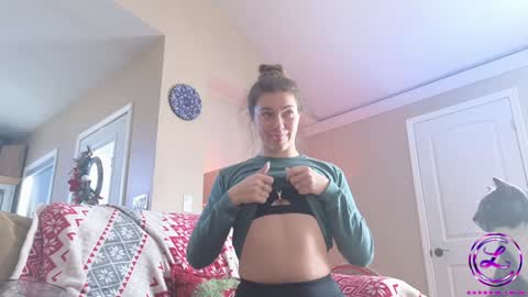 Snapshot of chroniclove chatting on 5, 12, 2024 Marley online show from 5, 12, 2024