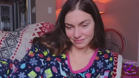 Snapshot of chroniclove chatting on 15, 12, 2024 Marley online show from 15, 12, 2024