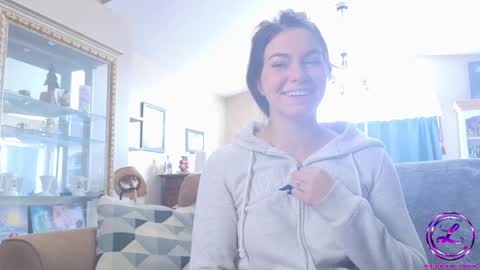 Snapshot of chroniclove chatting on 9, 1, 2025 Marley online show from 9, 1, 2025