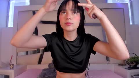 instagram chrystaljade.1 online show from 29, 11, 2025