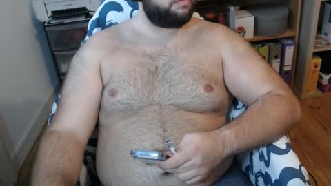 Snapshot of chubbear_fr chatting on 23, 10, 2025 Chubbear fr online show from 23, 10, 2025