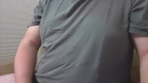 Snapshot of chubbycub14 chatting on 11, 10, 2025 chubbycub14 online show from 11, 10, 2025