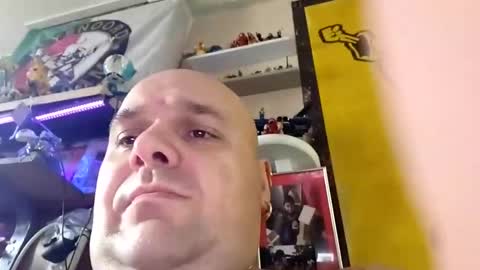 Chubbydutch man online show from 17, 10, 2025