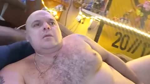 Snapshot of chubbyman40 chatting on 8, 2, 2026 chubbyman40 online show from 8, 2, 2026