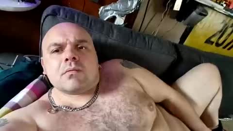 Snapshot of chubbyman40 chatting on 27, 4, 2026 chubbyman40 online show from 27, 4, 2026