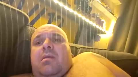 Snapshot of chubbyman40 chatting on 2, 5, 2026 chubbyman40 online show from 2, 5, 2026