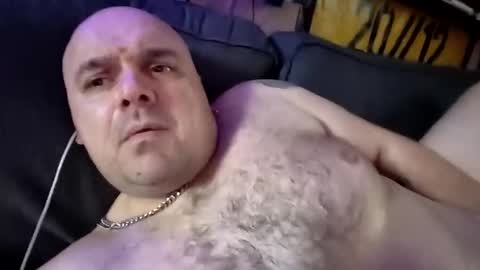 Snapshot of chubbyman40 chatting on 6, 5, 2026 chubbyman40 online show from 6, 5, 2026