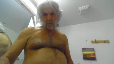 chuck354139 online show from 18, 12, 2024
