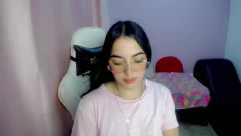 Snapshot of cieloo_ chatting on 6, 4, 2026 CIELO online show from 6, 4, 2026