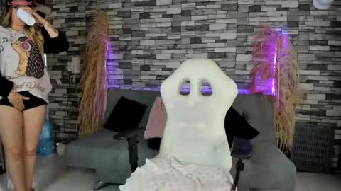 Snapshot of ciindy_lovee chatting on 4, 10, 2025 Ciindy Lovers online show from 4, 10, 2025