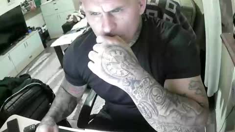 cikakure16081976 online show from 24, 11, 2025