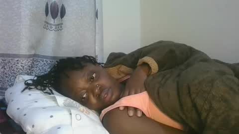 cilia petite online show from 27, 2, 2026