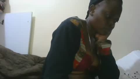 cilia petite online show from 6, 4, 2026