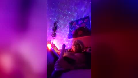 Snapshot of cincygodass_dommymommy chatting on 17, 6, 2026 cincygodass_dommymommy online show from 17, 6, 2026