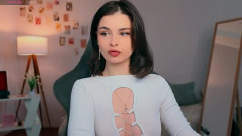 Snapshot of cindyclub_ chatting on 3, 6, 2026 Rebbeka online show from 3, 6, 2026