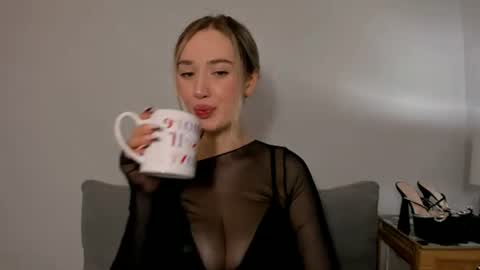 cindyprettywomen online show from 23, 10, 2025