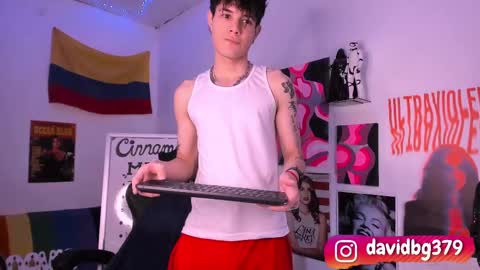 Snapshot of cinnamon_boyxxx chatting on 28, 2, 2025 David Independent Model online show from 28, 2, 2025