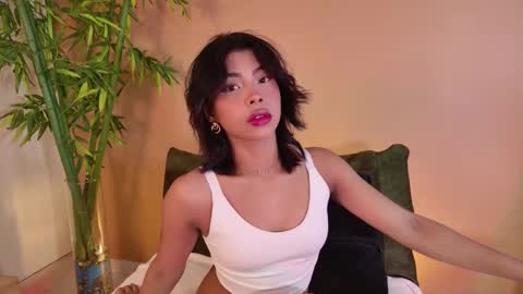 cinnamon_kyla online show from 1, 12, 2025