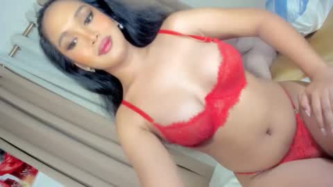 Snapshot of cinnamoncandy14 chatting on 8, 9, 2025 Ask me online show from 8, 9, 2025