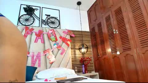 cinthiabaker online show from 18, 9, 2025