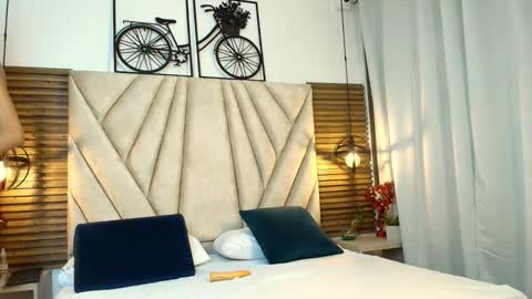 cinthiabaker online show from 13, 10, 2025