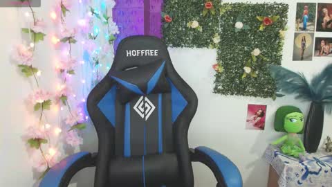 CinthiaCarter online show from 27, 10, 2025