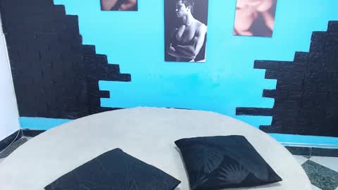 Cinthya online show from 15, 9, 2025