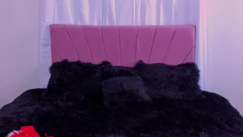 Snapshot of cintiacolins chatting on 13, 12, 2025 CintiaCollins online show from 13, 12, 2025