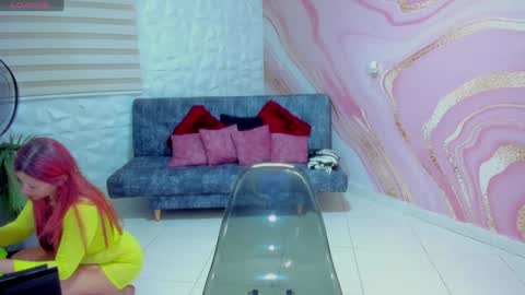  CINTIA  online show from 8, 1, 2025
