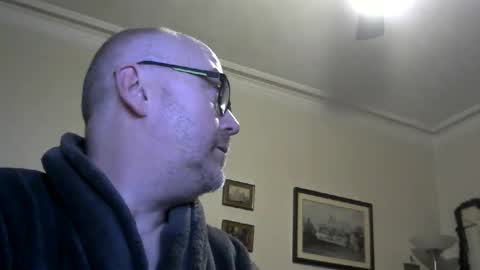 Snapshot of cip1975 chatting on 5, 1, 2025 cip1975 online show from 5, 1, 2025