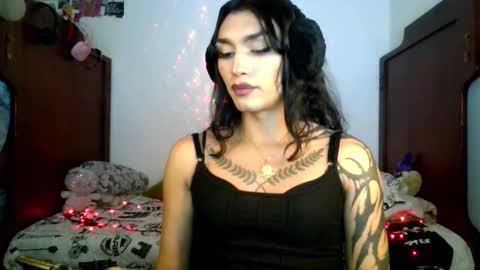 Snapshot of citry_tv chatting on 27, 12, 2024 Citrina Tallulah Vanexandra online show from 27, 12, 2024