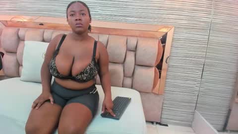 claire_bonny online show from 17, 12, 2025