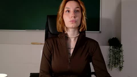 Claire online show from 10, 5, 2026
