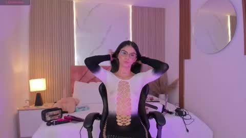 clairemillerx online show from 26, 3, 2026