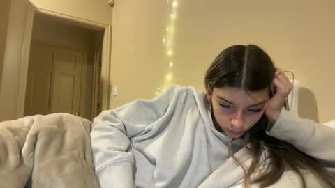 clairewalkerrr online show from 22, 12, 2025