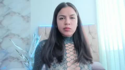 Clara4w online show from 9, 5, 2026