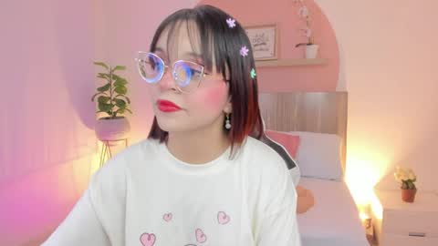 C L A R A online show from 12, 5, 2026