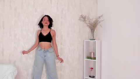 Clara  online show from 9, 1, 2025