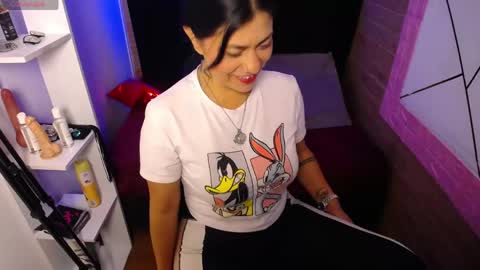 claraa luna online show from 21, 4, 2026